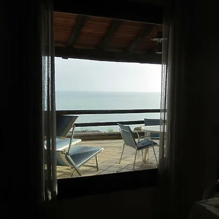A Due Passi Dal Mare Villa *